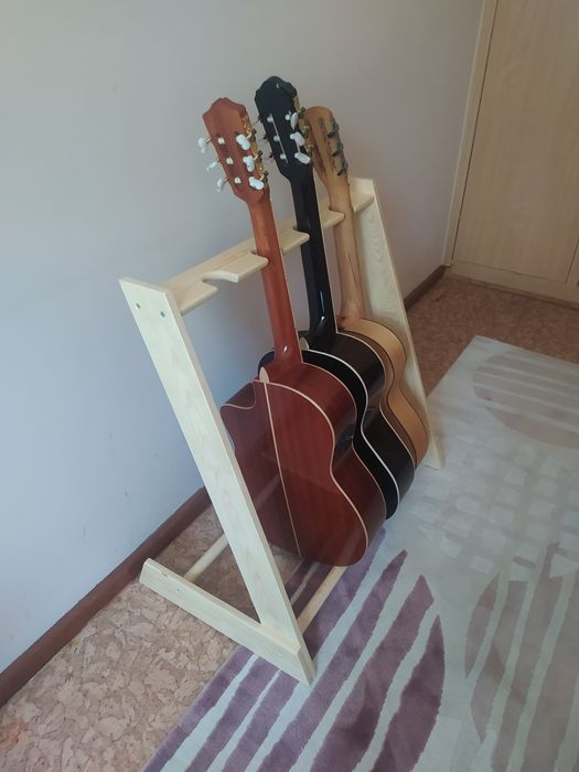 Стойки гитарные на 4 гитары/электрогитары
