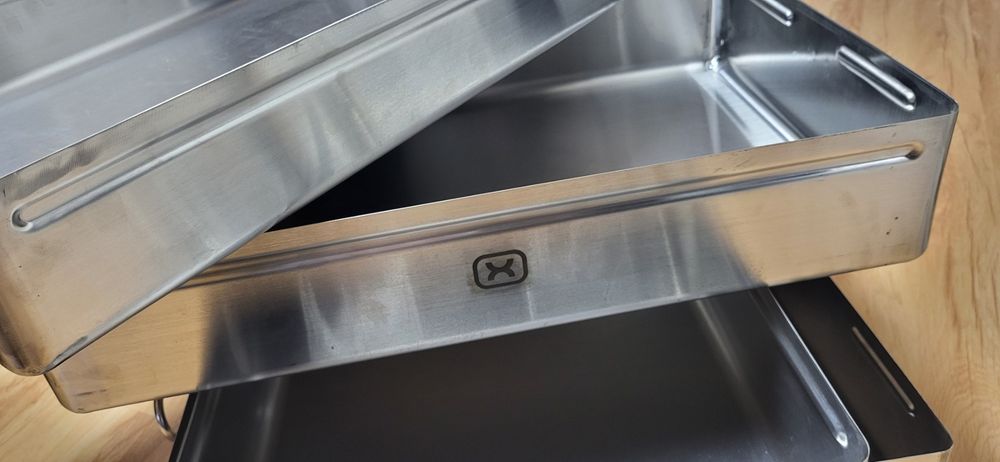 Големи тави  неръждавейка