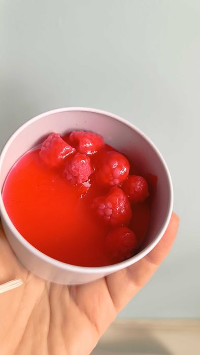 Свещ със закачливо послание