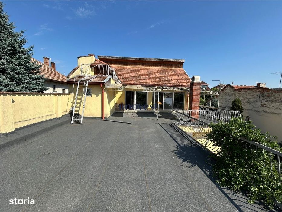 Casa de vanzare zona Solidaritatii