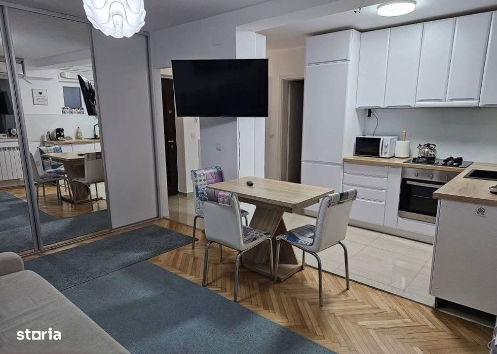 Apartament cu 4 camere,decomandat,zona Manastur-Bucium