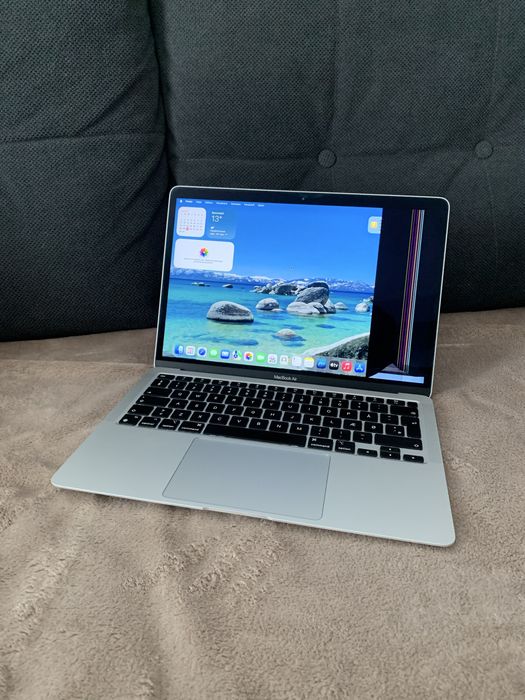 • Dezmembrez • Macbook Pro • Air •
