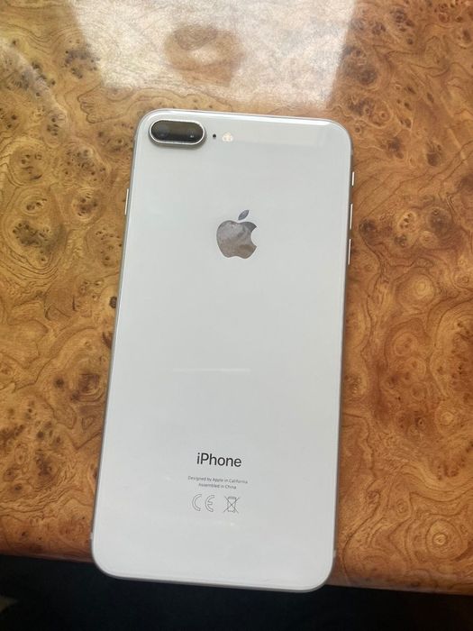 Vând  phone 8 plus