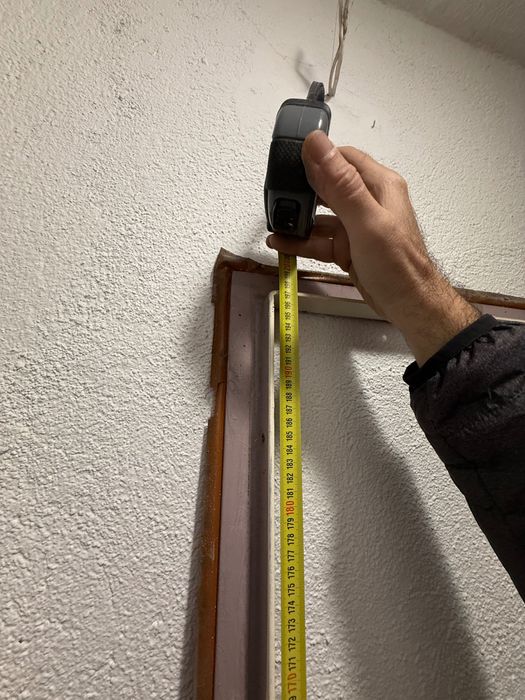 Метална входна врата