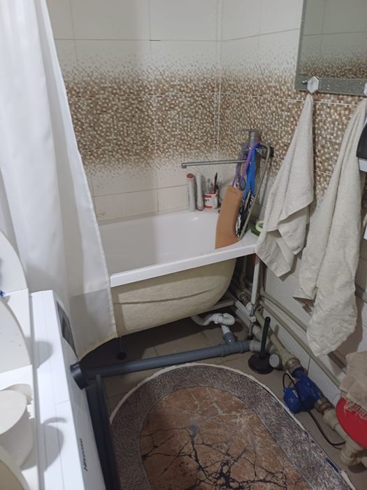 Продам 2х квартиру в Белоусовке