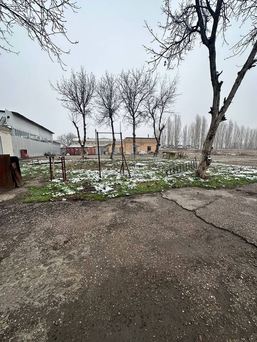 Чирчик Продаётся  Готовая база или 
Можно как земельный участок