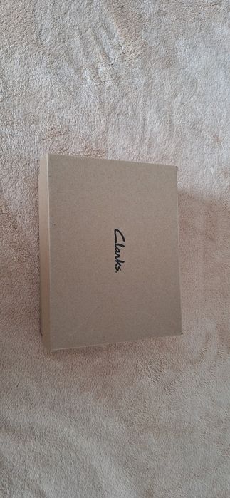 НОВИ, 28 н-р, КОЖЕНИ маратонки Clarks, момче/момиче