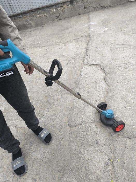 Триммер аккумуляторный