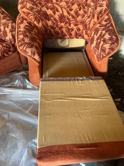 Продается уголок