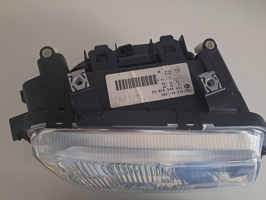 Far AUDI A 3 / Nou si original