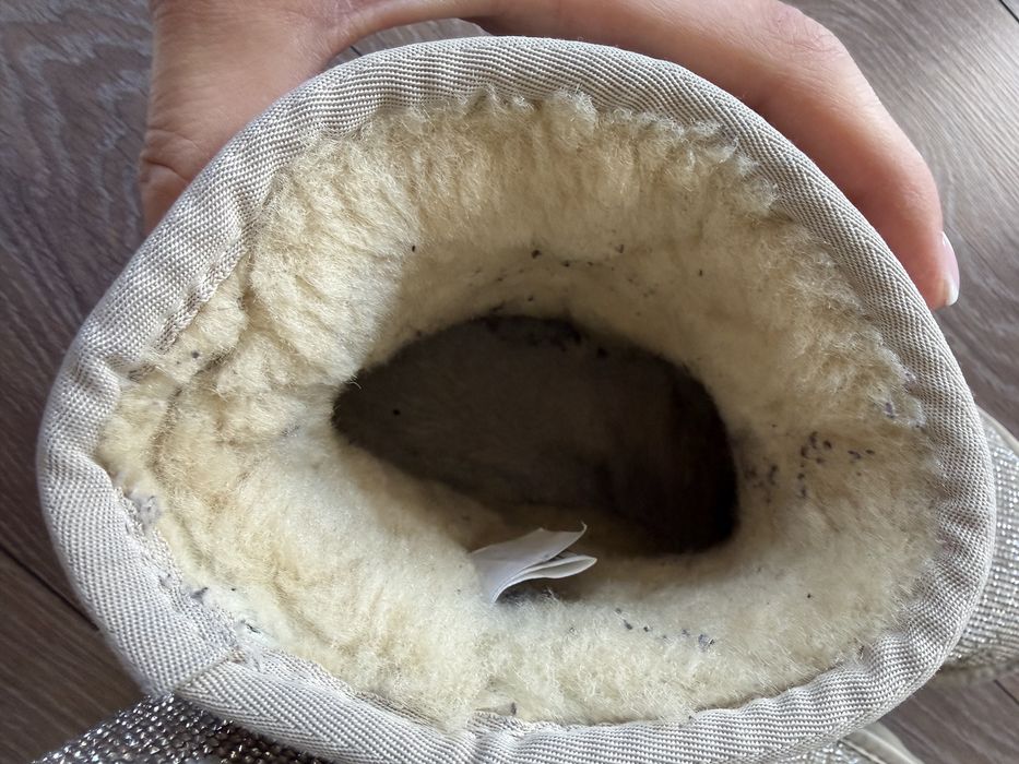 Лилитирана серия зимни боти UGG