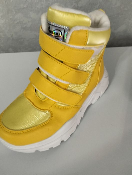 Ботинки-дутики очень тёплые.