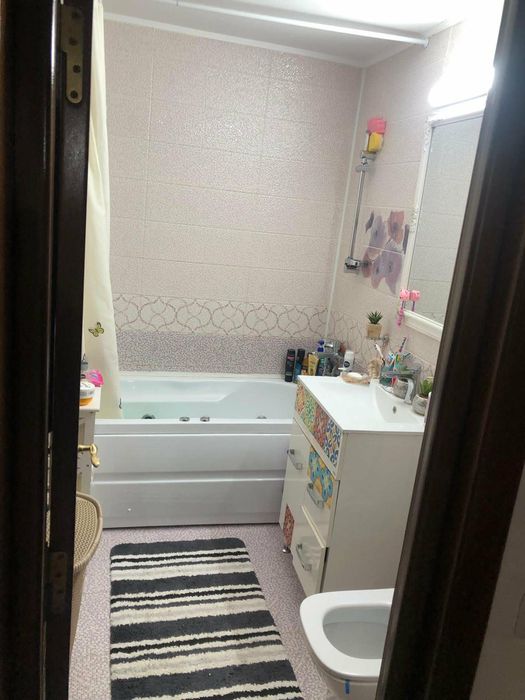 Vând apartament cu 3 camere