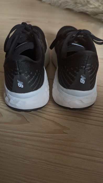 Дамски New Balance Vongo v5 EU 40 fresh foam маратонки за бягане