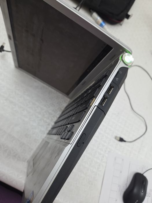 Срочно продаётся нетбук Intel dualcore2