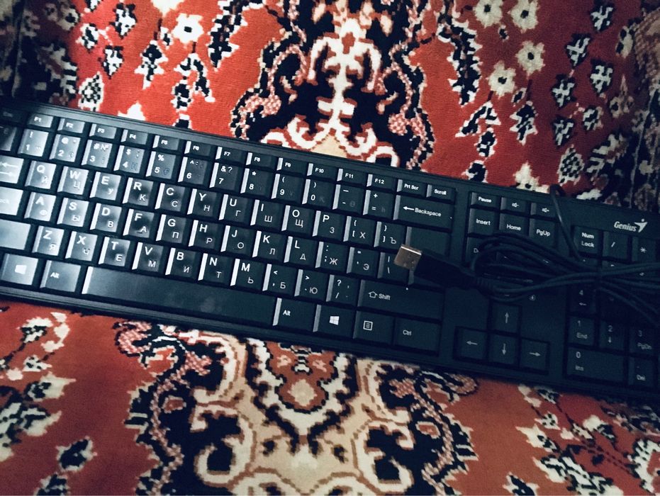 Пернетақта сатылады бағасы 15000мың