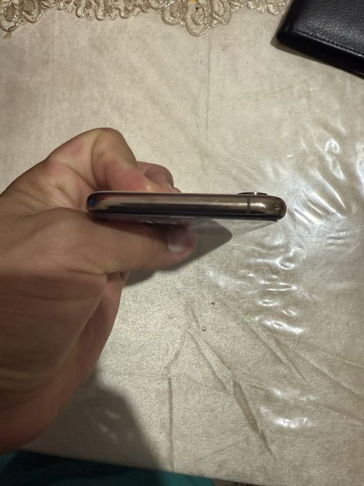Iphone xs 64gb batareya yomkosti 74%