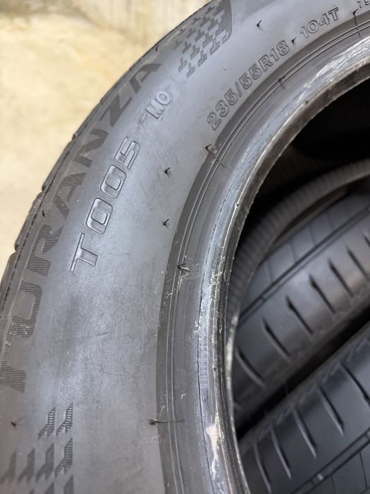 235/55/18 Bridgestone 4бр дот21