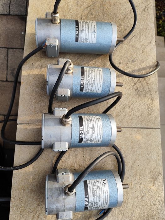 Motor magneți permanenți