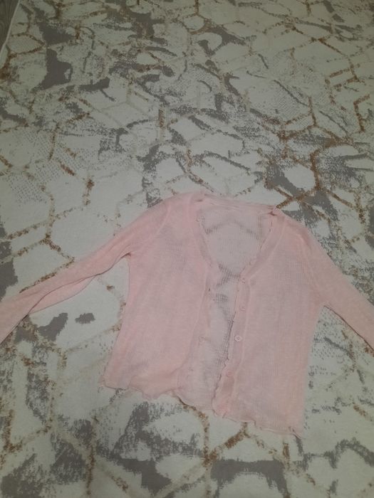 Продам лёгкую кофточку