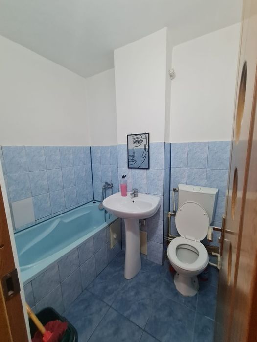 Inchiriez apartament cu o camera