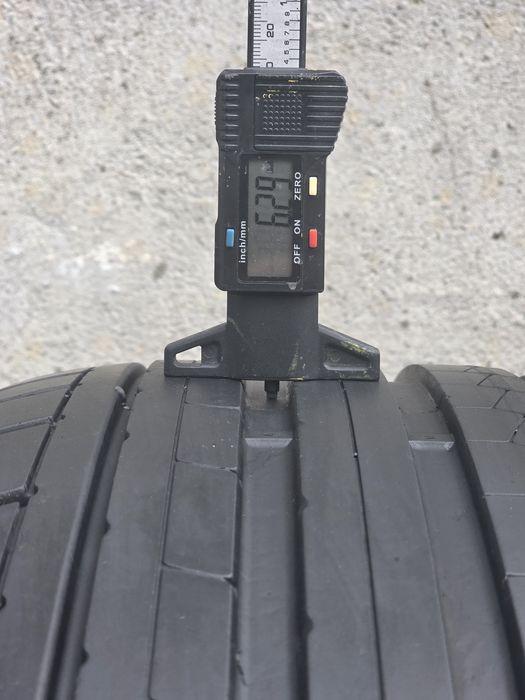 Vând două anvelope de vara dunlop 245 50 18  dot1522