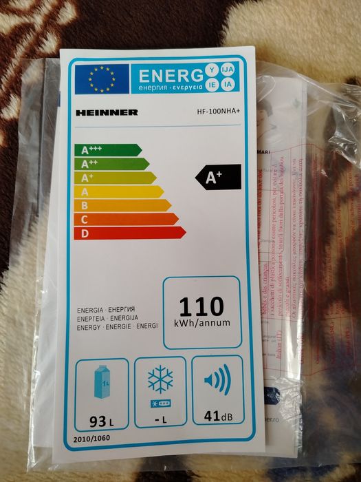 Frigider alb Heinner aproape nou 93l model  HF- 100NHA+