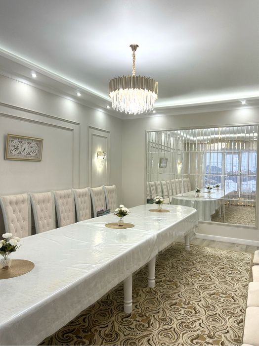 Продам Большой стол 5 метров