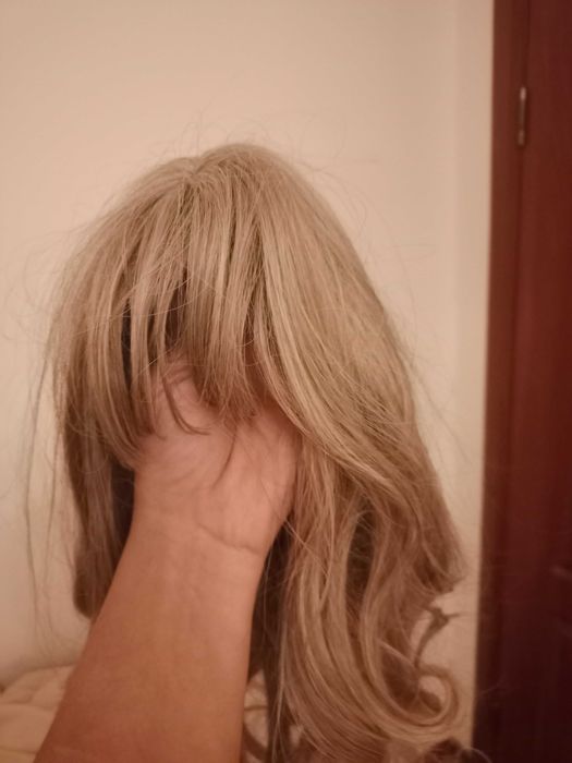 Шикарный парик женский