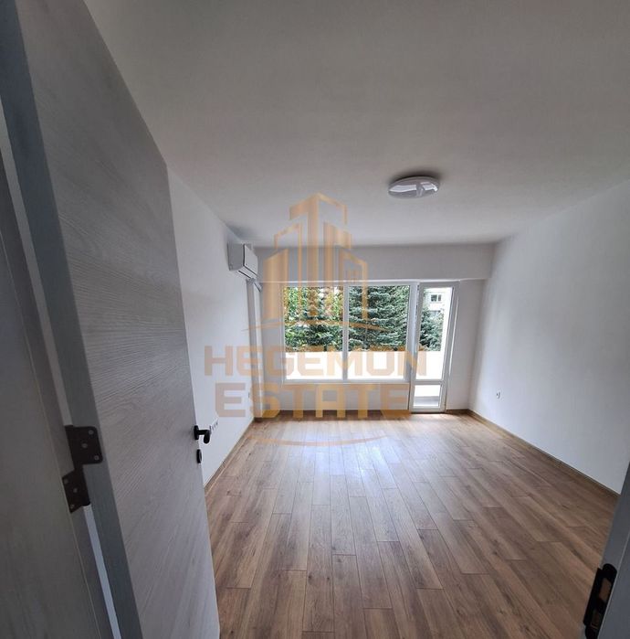 Продава се Четиристаен апартамент в Варна, Левски - 82 кв.м за 2400 €/кв.м - Снимка #1