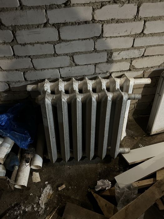 Срочно продам батарей