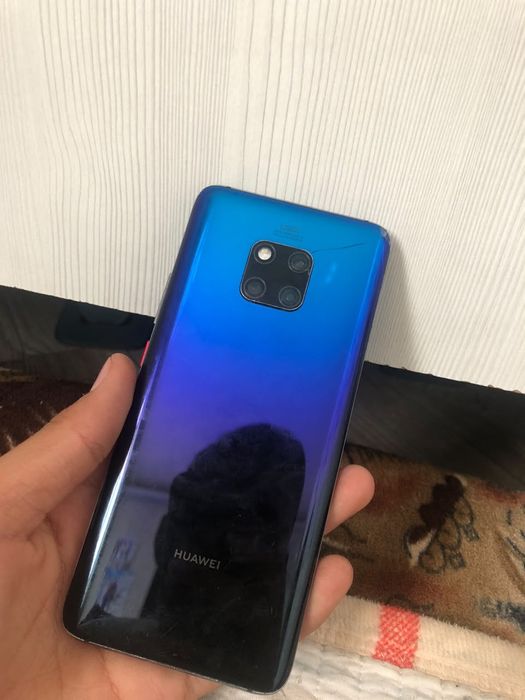 Всем салам, обменяю Huawei mate 20 pro