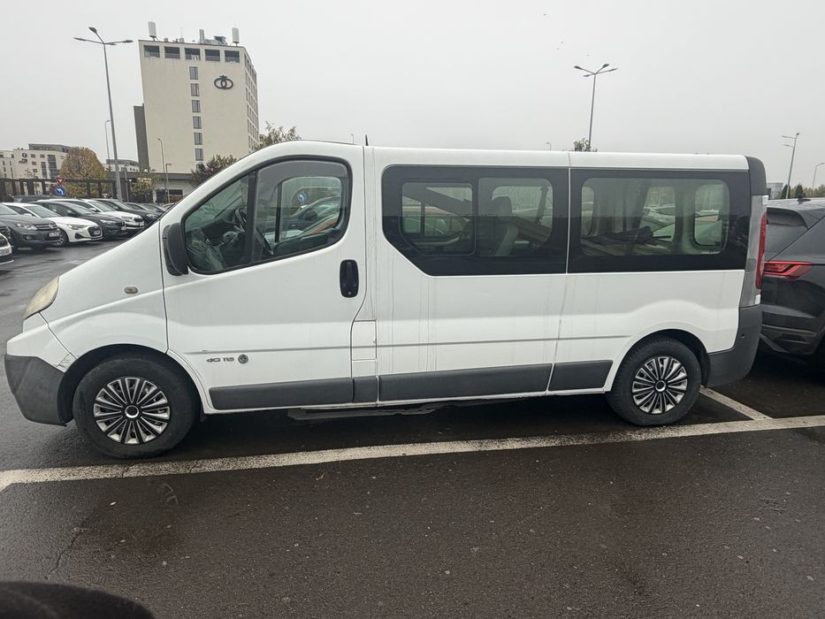 Renault Trafic 8+1 2.0d 6trepte