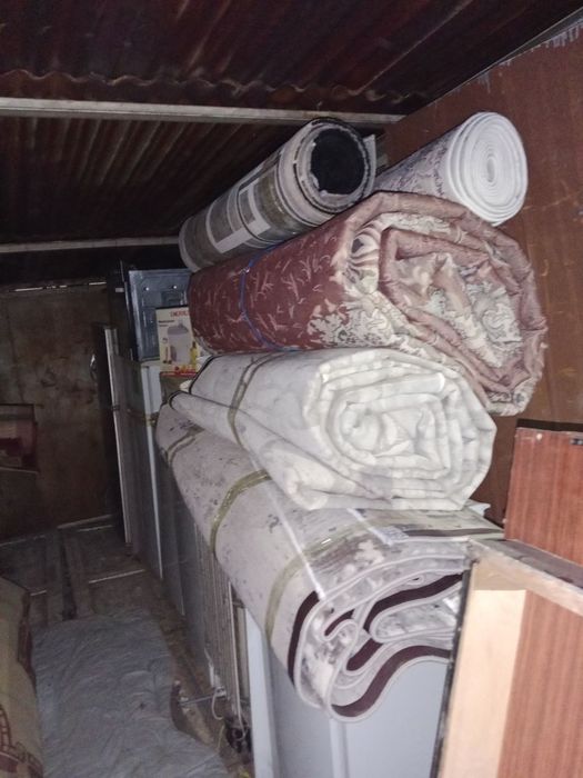 Gilamla sotiladi holati yaxshi  kelib koʻrishela mumkin