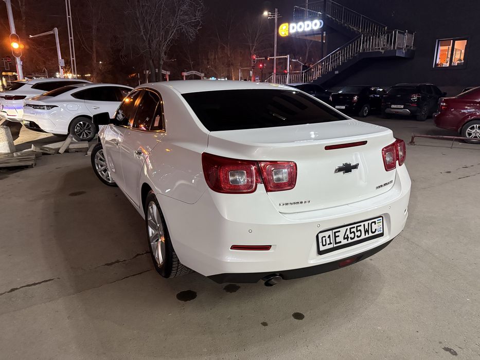 Малибу 1 сотилади холати жуда зўр