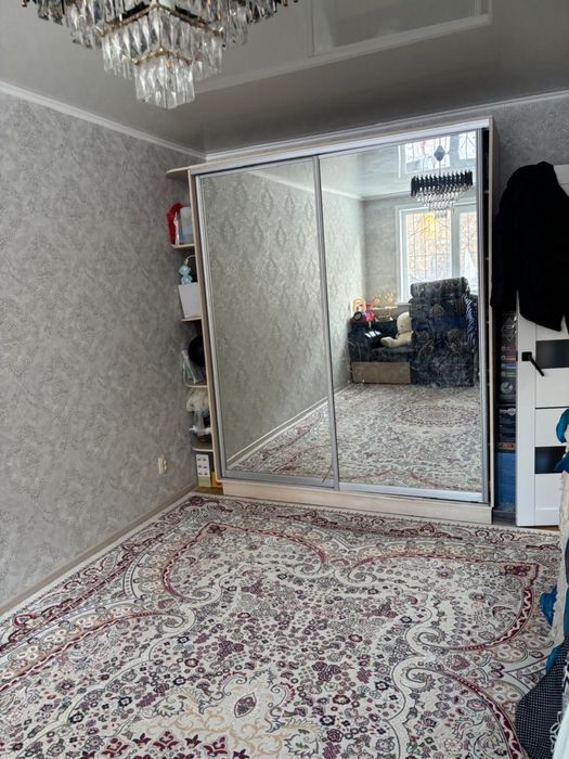 Продам 3 комн.улучшенной план.Р-н Океана