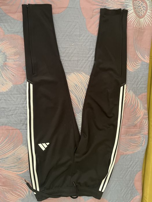 трико от adidas.