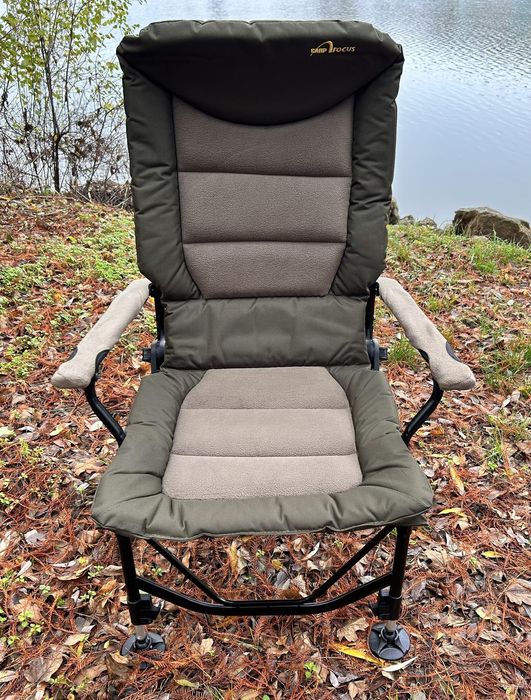 Шаранджйиски стол с регулируема облегалка