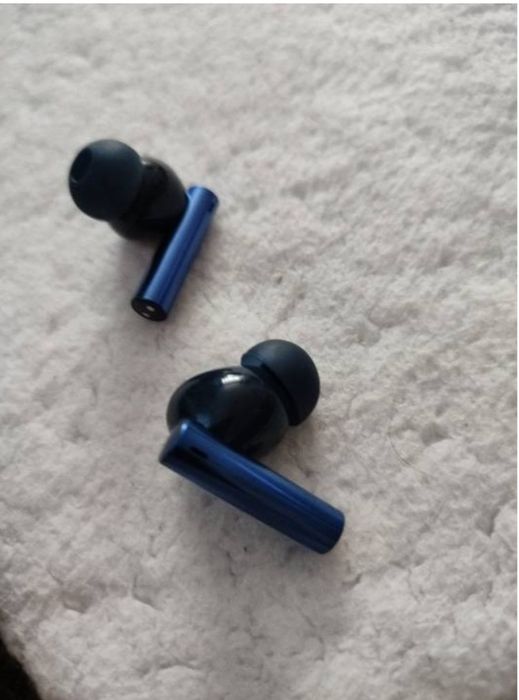 Продам Xiaomi buds 3
