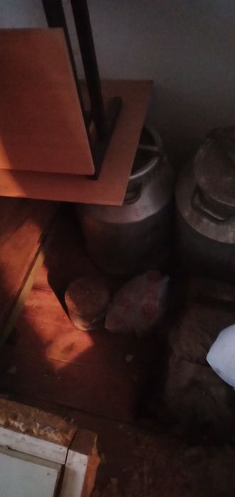 Продается б/ у двери цена договорная