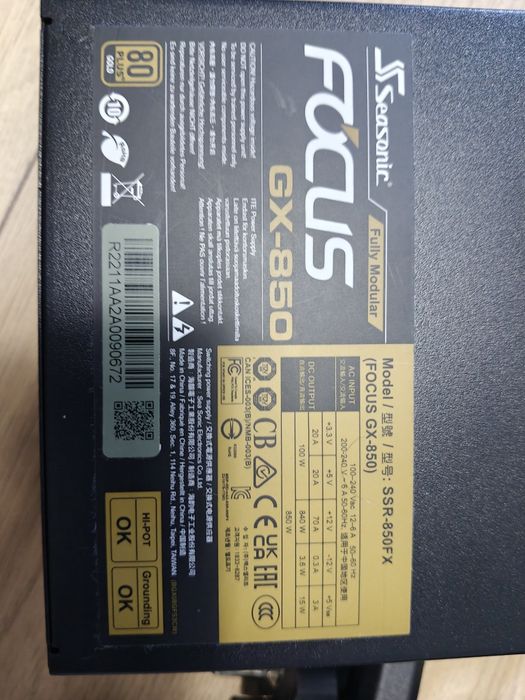Sursa Seasonic 850W, FOCUS GX Series, 80 PLUS Gold, Full Modulara, ATX v2.4, Eficienta 90%, Ventilator 120mm FDB Bearing, PFC activ