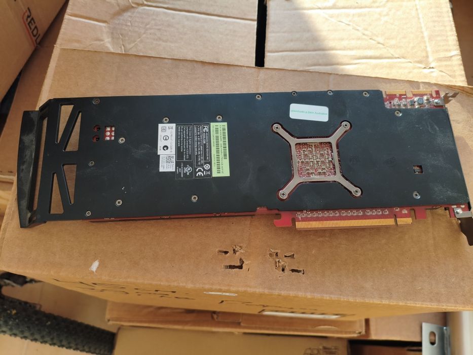 Видеокарта AMD FirePro V7900