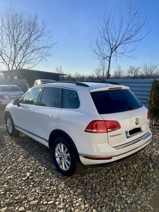 VW Touareg 4x4 diesel Pret FIX avariat, AVARIATE