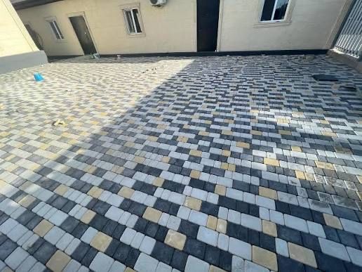 Укладка брусчатки, Тратуарный плитка.