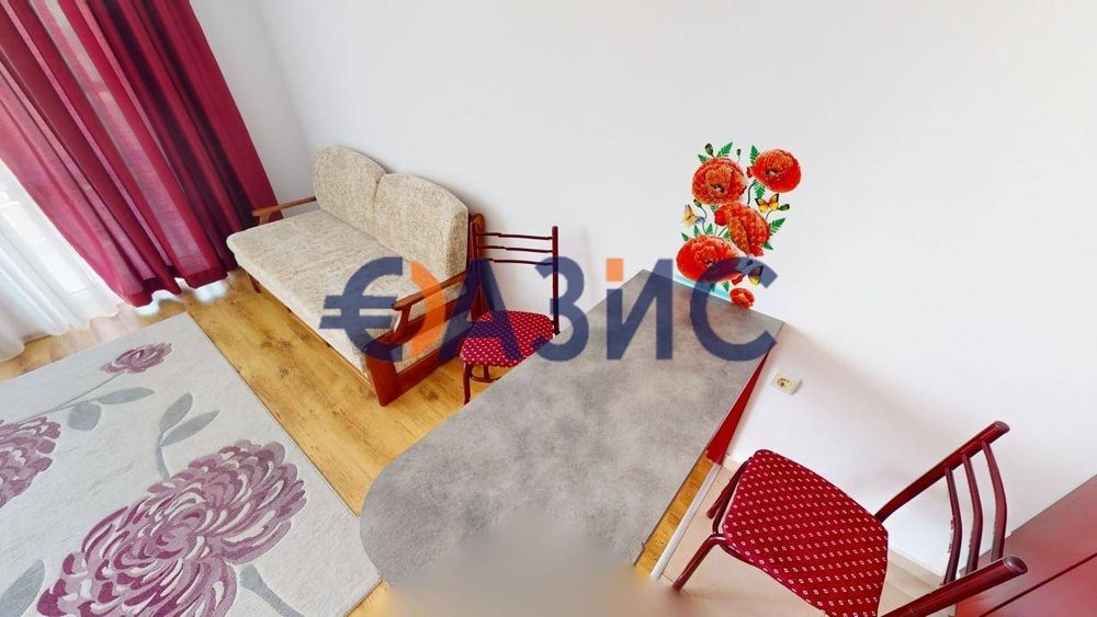 Продава се Едностаен апартамент в Несебър - 37 кв.м за 1406 €/кв.м - Снимка #2