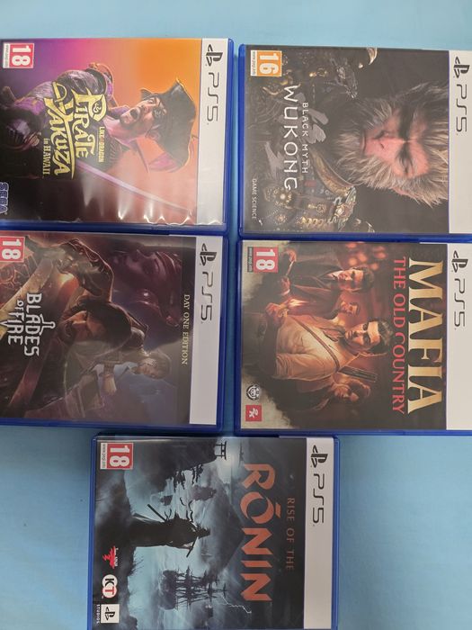 Vând jocuri pentru playstation 5
