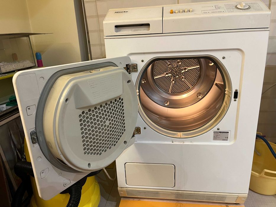 Сушилня Miele Comfort Line T552C