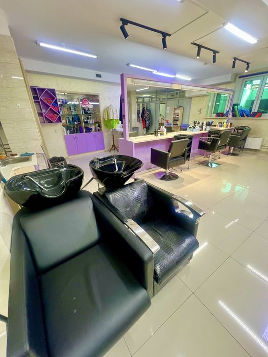 Сдам в аренду парикмахерское кресло