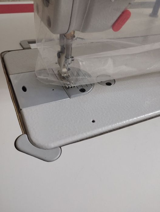 Швейная машинка BRUSE