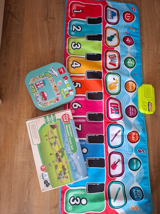 Лот детски играчки